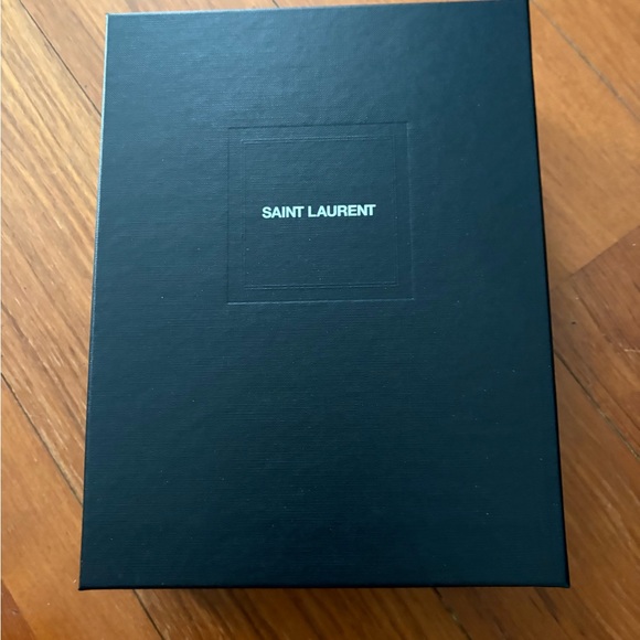 Saint Laurent Large Wallet on Chain Authentic - Picture 2 of 5